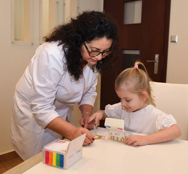 DOŚWIADCZENIE - Małgorzata Grabowska-Olejarczyk, Dermatolog Kielce - Dermatologia dziecięca